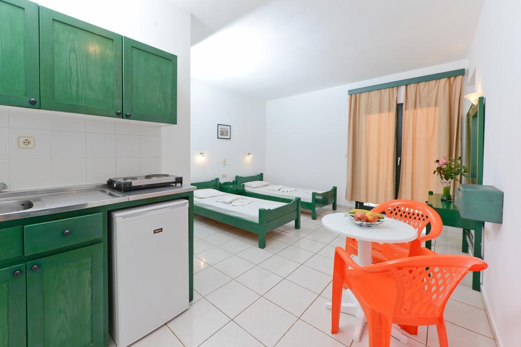 Milos Studios Malia Rum bild